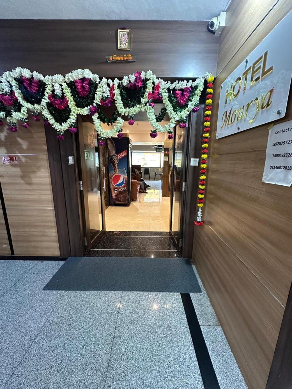 Hotel Mourya Residency Navi Mumbai Exteriör bild